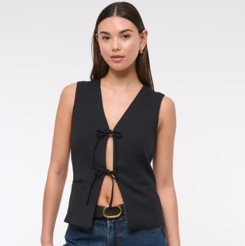 Abercrombie Tie Front Vest Top